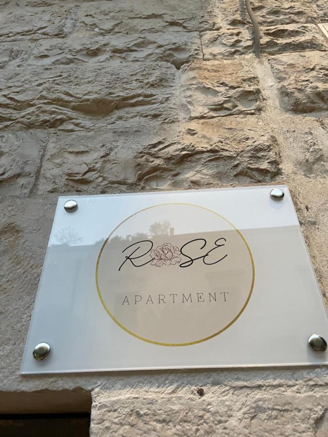 Rose Apartment แตร์ลิซซี ภายนอก รูปภาพ